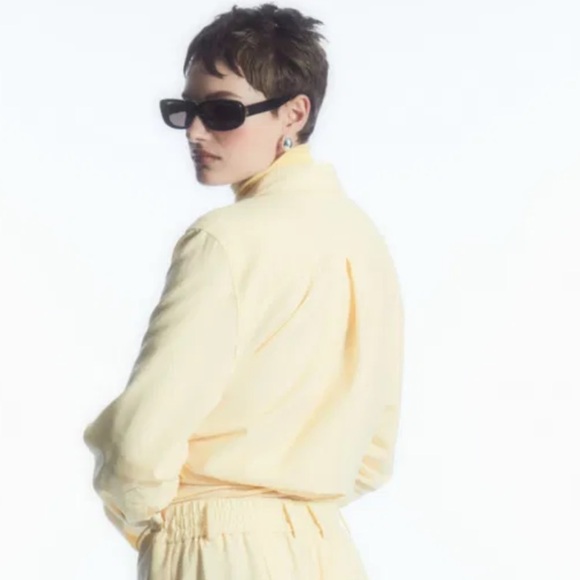 Cos oversized butter yellow button down - Picture 2 of 8